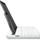 Illustration for article titled Logitechs New Bluetooth Keyboard Docks Tablet and Phone at Once